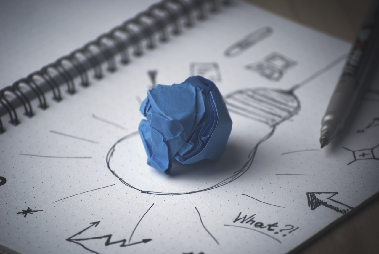 Estrategias de diseño de productos digitales para atraer y retener a los usuarios
